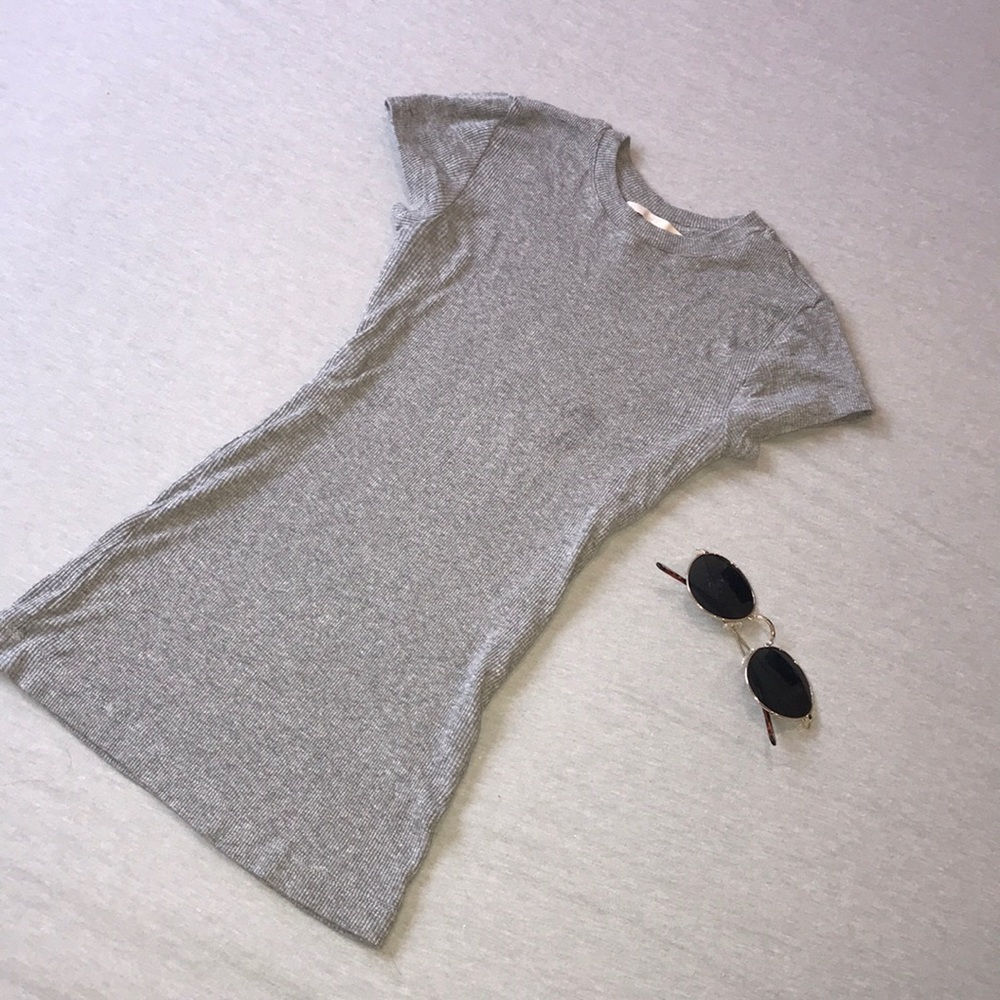 T Shirt Gray 🐰